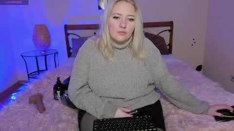 puffybun online show from 02/04/25, 11:59