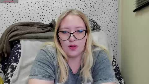 puffybun online show from 03/01/26, 08:55