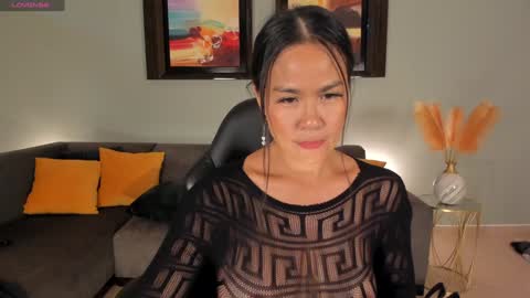 Snapshot of puiyee_ chatting on 01/06/25, 06:10 Pui Yee online show from 01/06/25, 06:10