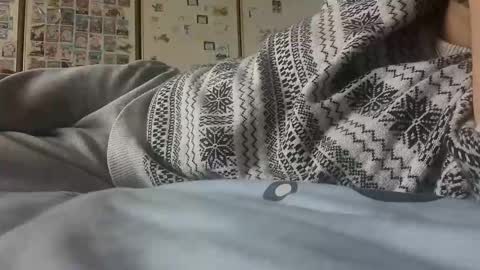 Snapshot of pulpdiction2 chatting on 12/31/24, 01:19 Pulp online show from 12/31/24, 01:19