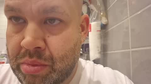 Snapshot of pulpdiction2 chatting on 01/06/25, 04:47 Pulp online show from 01/06/25, 04:47