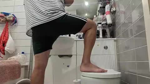 Snapshot of pulpdiction2 chatting on 10/12/25, 08:35 Pulp online show from 10/12/25, 08:35