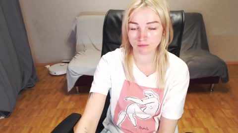 Polly online show from 12/15/24, 03:53