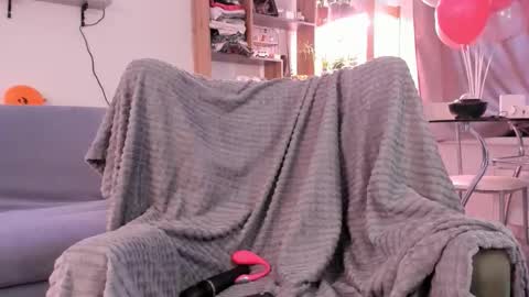 Alisa  lack of vitamin D  online show from 12/03/25, 08:34