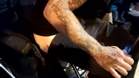 Pumpboy6688 online show from 10/31/25, 06:58