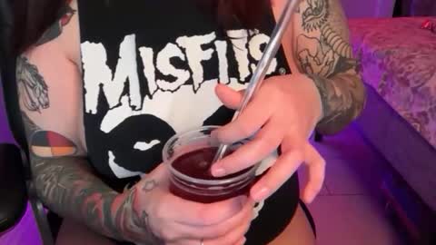 Pumpkin bunny online show from 03/08/26, 07:01