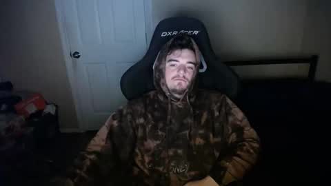 pumpkin_smash69 online show from 11/11/25, 08:03