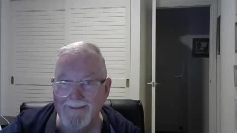 punt1 online show from 10/19/25, 08:26
