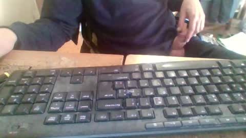 pup_y online show from 10/29/25, 08:16