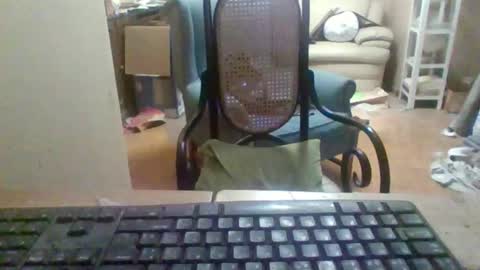 pup_y online show from 11/25/25, 08:53