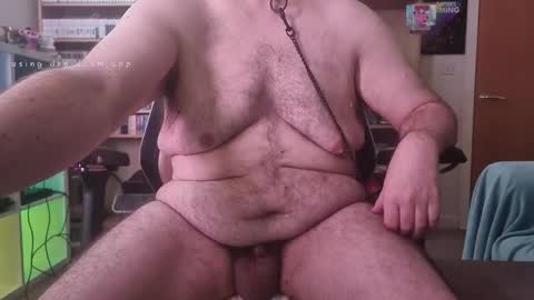 Snapshot of puppybear69 chatting on 02/15/26, 06:26 puppybear69 online show from 02/15/26, 06:26