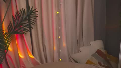 constant schedule Wednesday  Friday  Saturday  Sunday  The Rosemarie online show from 03/18/26, 05:43