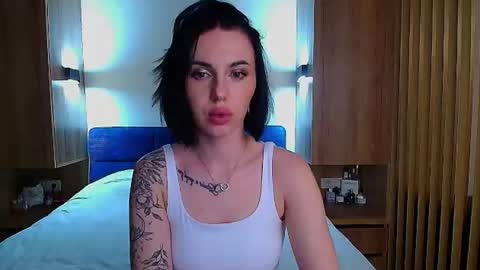 Snapshot of pure_temptation_j chatting on 07/13/26, 02:42 Julia online show from 07/13/26, 02:42