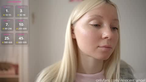 Snapshot of pureangeldolores chatting on 01/01/25, 10:21 i dont do shows for free. watching here silently and waiting for me to start showing you something for free is useless online show from 01/01/25, 10:21