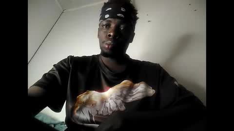 Snapshot of pureblack_ chatting on 10/10/25, 10:03 Pureblack  online show from 10/10/25, 10:03