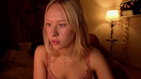 Megan online show from 04/20/26, 12:08