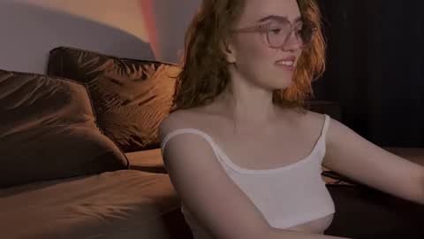 Marie online show from 03/08/25, 03:24