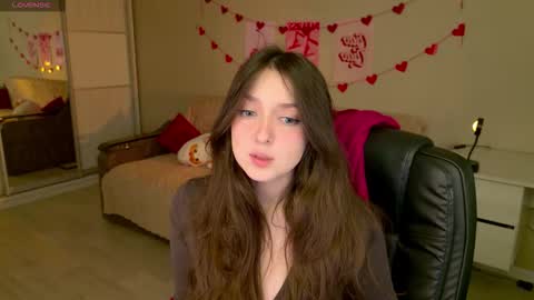 Bella online show from 11/21/25, 05:39