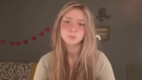 Bella online show from 04/10/26, 05:34