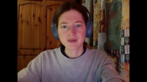 purple_cat55 online show from 10/28/25, 08:18