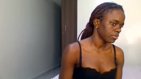 purple_honey1 online show from 05/06/26, 05:51