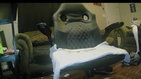 Snapshot of purpledragon7711 chatting on 12/18/24, 01:26 purpledragon7711 online show from 12/18/24, 01:26