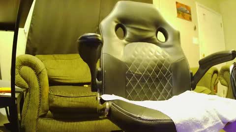 Snapshot of purpledragon7711 chatting on 01/02/25, 04:09 purpledragon7711 online show from 01/02/25, 04:09