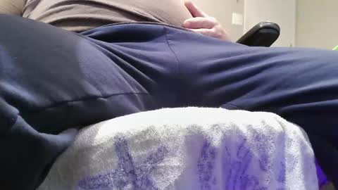 Snapshot of purpledragon7711 chatting on 02/17/25, 12:21 purpledragon7711 online show from 02/17/25, 12:21