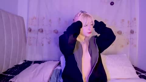 Purple Lilith online show from 11/20/25, 04:45