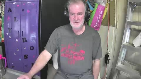 Mark online show from 02/25/25, 11:22