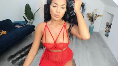 Snapshot of pussydollxx chatting on 02/22/26, 06:17 Andreea online show from 02/22/26, 06:17