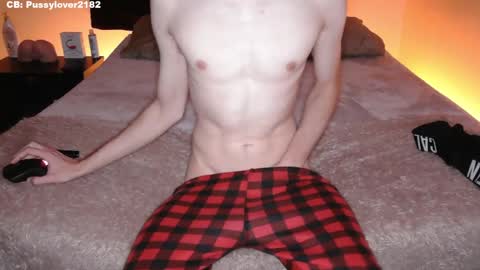 pussylover2182 online show from 09/27/25, 03:44