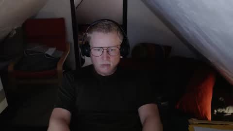 pussylovercb online show from 09/22/25, 08:38