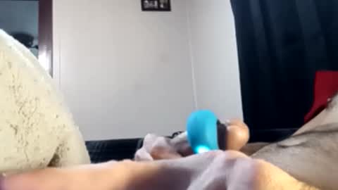 Snapshot of pussyluver420kik909587 chatting on 09/15/25, 07:25 Pussyluver420 online show from 09/15/25, 07:25