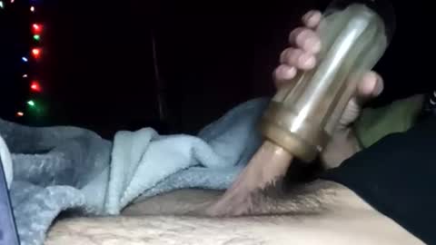 Snapshot of pussyluver420kik909587 chatting on 10/14/25, 05:41 Pussyluver420 online show from 10/14/25, 05:41