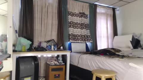 putiputi4u online show from 01/02/25, 07:07