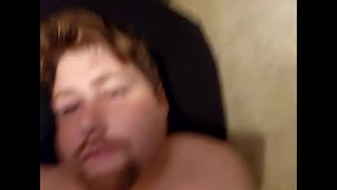 Snapshot of puttysucker69 chatting on 10/08/25, 07:39 puttysucker69 online show from 10/08/25, 07:39