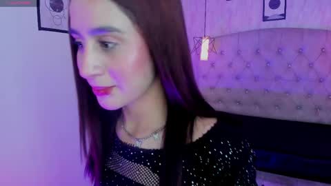 Snapshot of pynky_berry chatting on 05/26/26, 02:40 pynky_berry online show from 05/26/26, 02:40