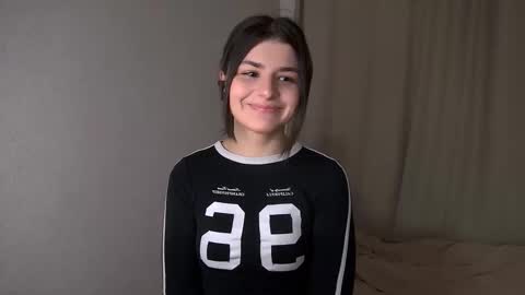 Ava online show from 09/14/25, 07:24