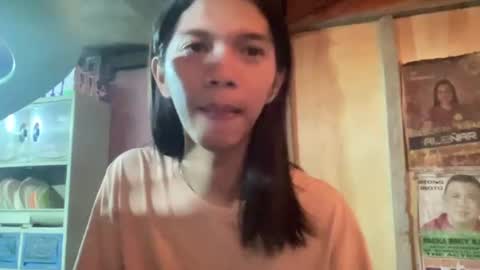 Snapshot of qn_jeshelle chatting on 07/16/26, 10:32 SimplePetite Astrid28 online show from 07/16/26, 10:32