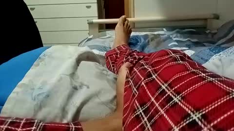 Snapshot of quantosibel chatting on 12/19/25, 02:24 quantosibel online show from 12/19/25, 02:24