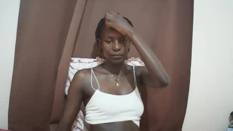 Snapshot of queen_0012 chatting on 04/30/26, 07:53 asher online show from 04/30/26, 07:53