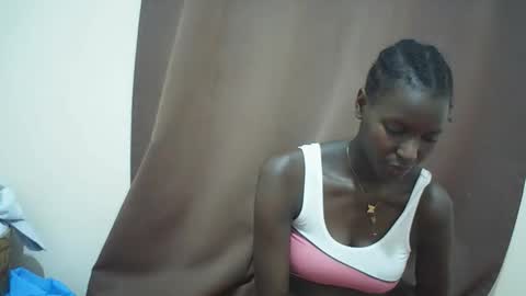 Snapshot of queen_0012 chatting on 06/02/26, 01:13 asher online show from 06/02/26, 01:13