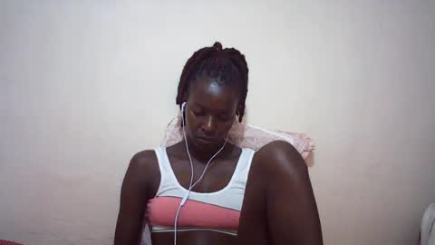 Snapshot of queen_0012 chatting on 07/13/26, 09:12 asher online show from 07/13/26, 09:12