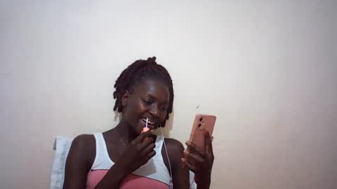Snapshot of queen_0012 chatting on 07/28/26, 07:39 asher online show from 07/28/26, 07:39