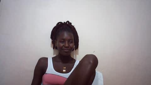 Snapshot of queen_0012 chatting on 07/28/26, 08:52 asher online show from 07/28/26, 08:52