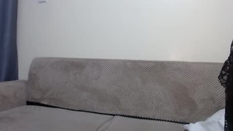 Snapshot of queen_12344 chatting on 02/16/26, 01:13 emmie online show from 02/16/26, 01:13