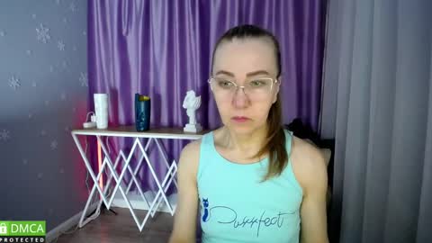 Snapshot of queen_a_n_i chatting on 02/02/25, 10:13 A N I  Ill be here on December 1st online show from 02/02/25, 10:13