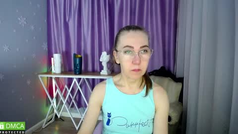 Snapshot of queen_a_n_i chatting on 02/15/25, 08:22 A N I  Ill be here on December 1st online show from 02/15/25, 08:22