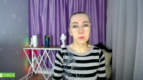 Snapshot of queen_a_n_i chatting on 02/23/25, 02:40 A N I  Ill be here on December 1st online show from 02/23/25, 02:40